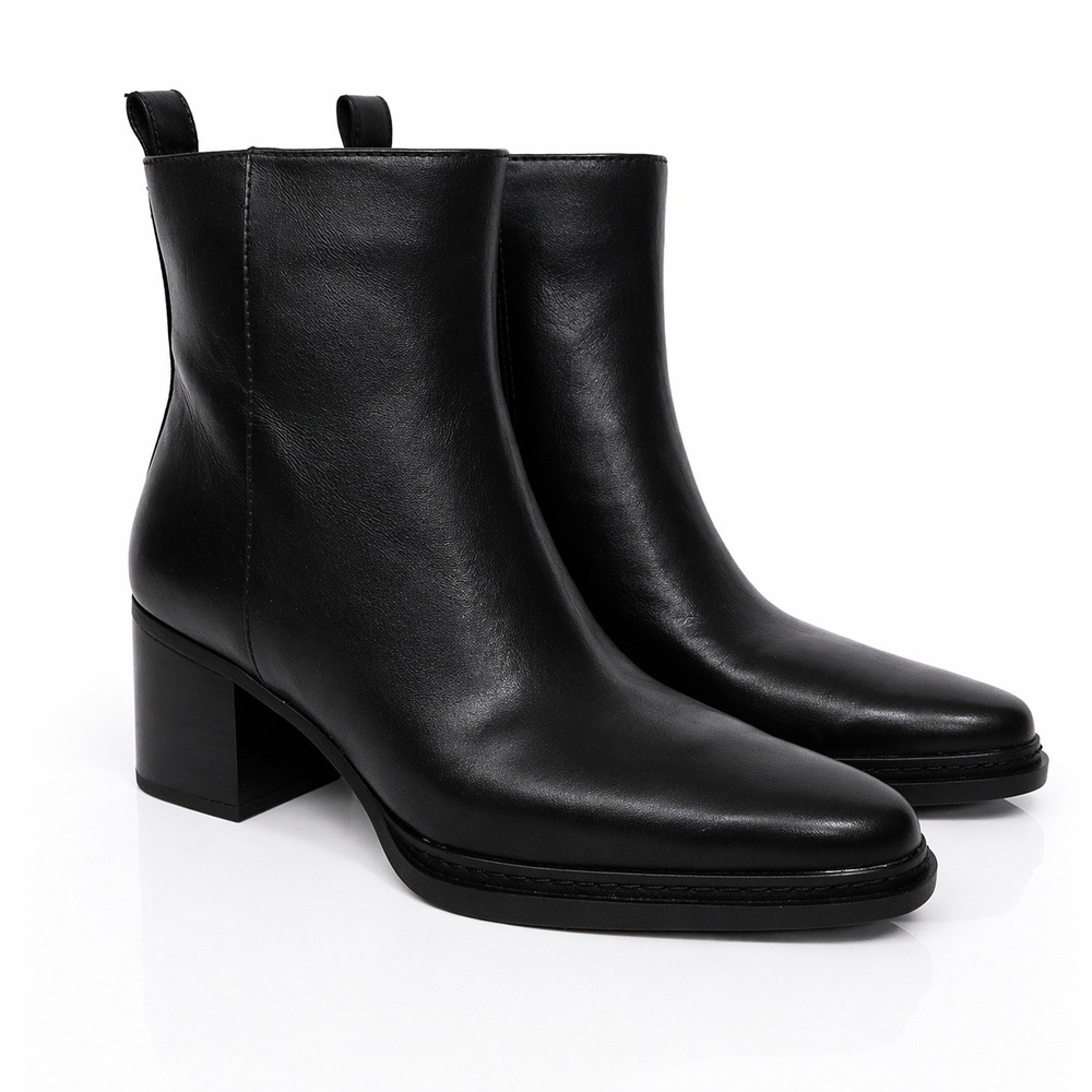Michael Kors Lex Bootie‎ Black Leather Ankle Boots Gold Hardware US 9.5M